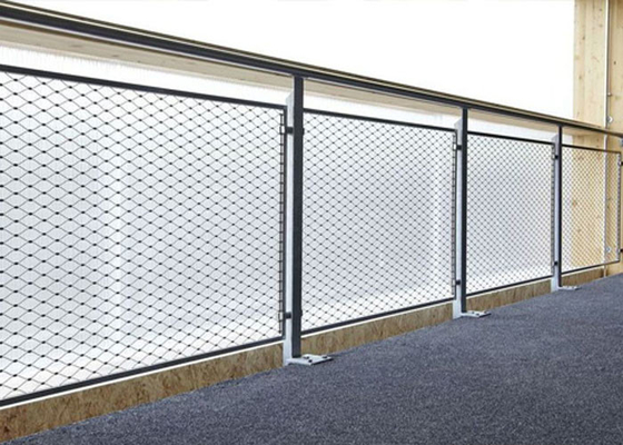 25 * 25mm Lan can Infill Thép không gỉ Knotted Rope Mesh Linh hoạt
